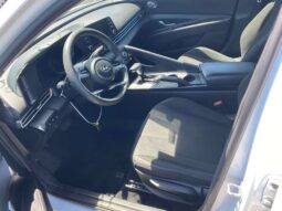 
										Salvaged Cars 2021 Hyundai Elantra full									