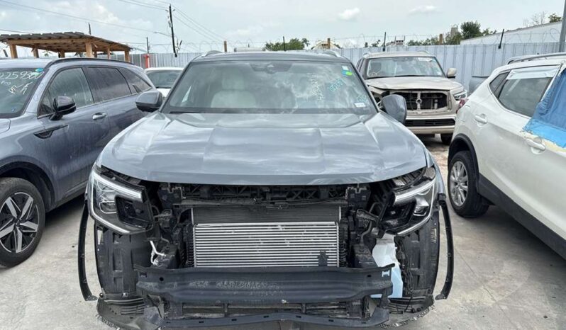 
								Salvaged Cars 2025 Volkswagen Atlas Cross Sport full									