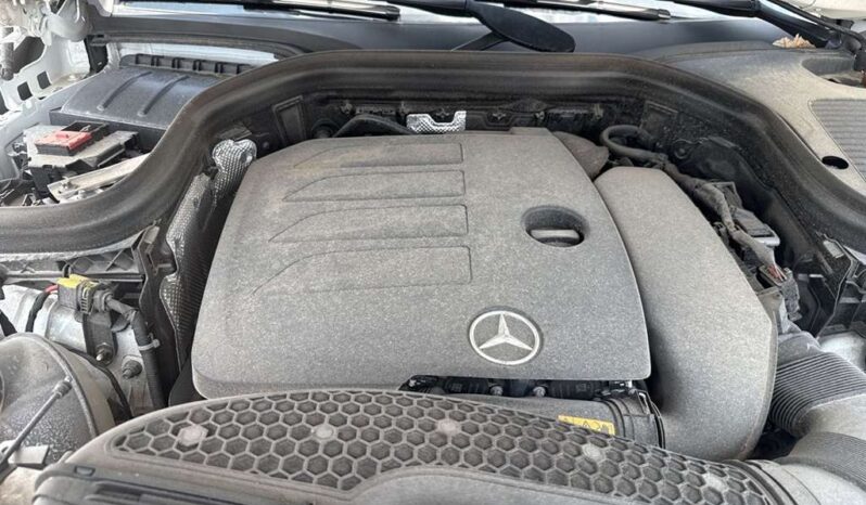 
								Salvaged Cars 2023 Mercedes-Benz GLC-Class full									
