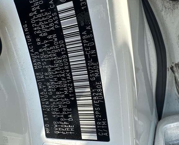 
								Salvaged Cars 2024 Toyota Camry full									