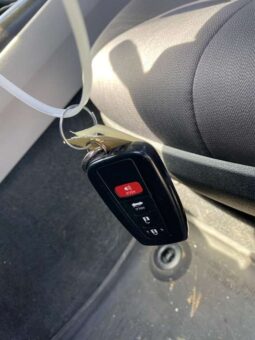 
										Salvaged Cars 2024 Toyota Camry full									