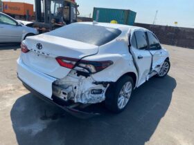Salvaged Cars 2021 Toyota Camry