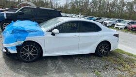 Salvaged Cars 2021 Toyota Camry