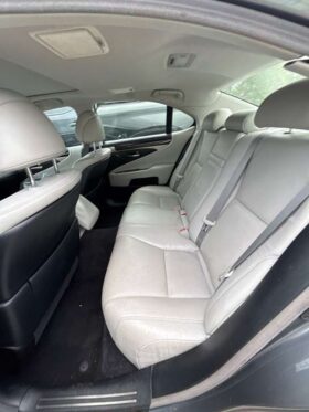 Salvaged Cars 2013 Lexus LS
