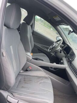 
										Salvaged Cars 2022 Hyundai Elantra full									