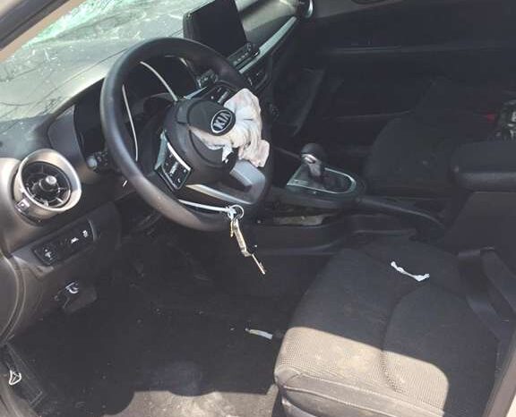 
								Salvaged Cars 2020 Kia Forte full									