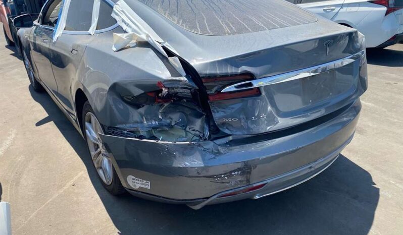 
								Salvaged Cars 2014 Tesla Model S full									