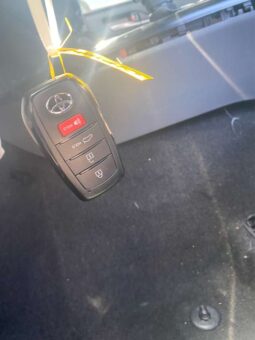 
										Salvaged Cars 2025 Toyota Camry full									