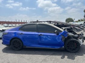 Salvaged Cars 2024 Toyota Camry
