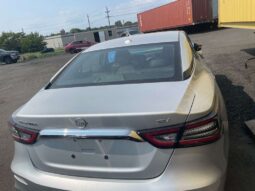 
										Salvaged Cars 2023 Nissan Maxima full									