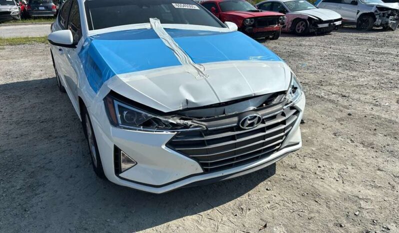 
								Salvaged Cars 2020 Hyundai Elantra full									