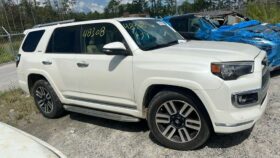 Salvaged Cars 2015 Toyota 4-Runner