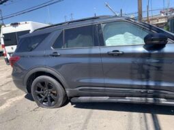 
										Salvaged Cars 2024 Ford Explorer full									
