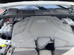 
										Salvaged Cars 2023 Audi Q7 full									