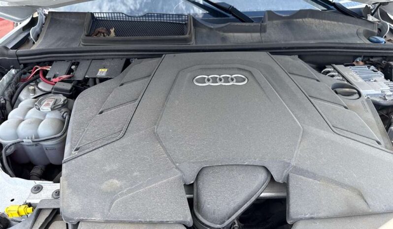 
								Salvaged Cars 2023 Audi Q7 full									