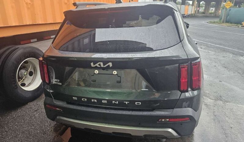 
								Salvaged Cars 2022 Kia Sorento full									