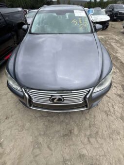 
										Salvaged Cars 2013 Lexus LS full									