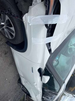
										Salvaged Cars 2020 Toyota Highlander full									