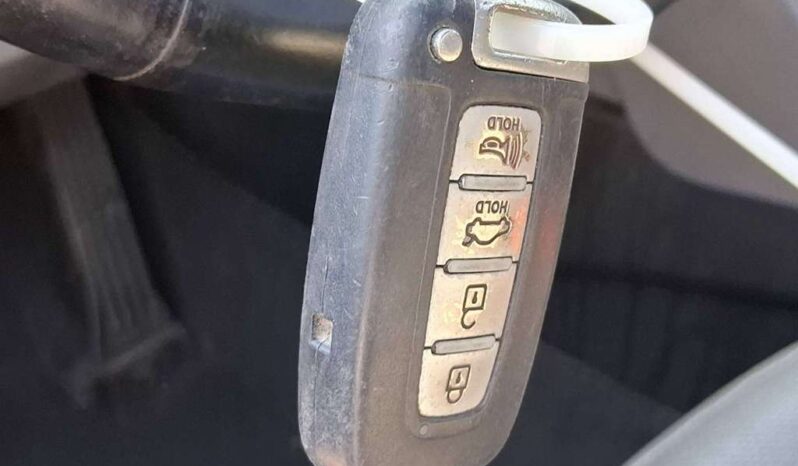 
								Salvaged Cars 2014 Hyundai Sonata full									