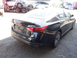 Salvaged Cars 2024 Nissan Altima