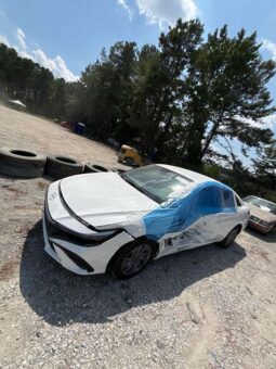 
										Salvaged Cars 2024 Hyundai Elantra full									