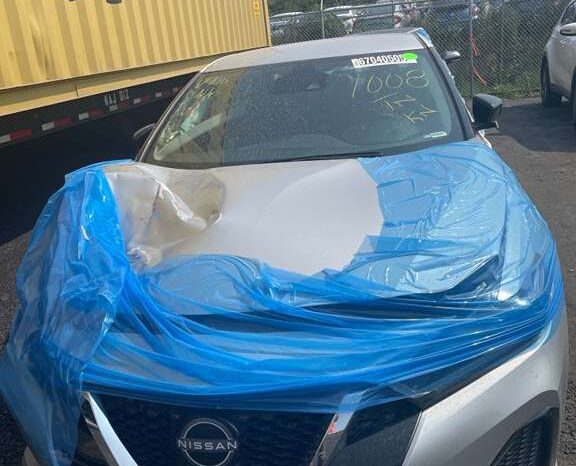 
								Salvaged Cars 2023 Nissan Maxima full									