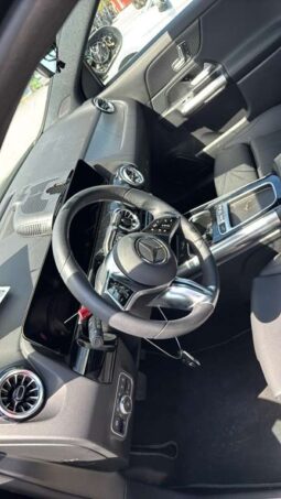 
										Salvaged Cars 2025 Mercedes-Benz GLA-Class full									