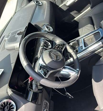 
								Salvaged Cars 2025 Mercedes-Benz GLA-Class full									