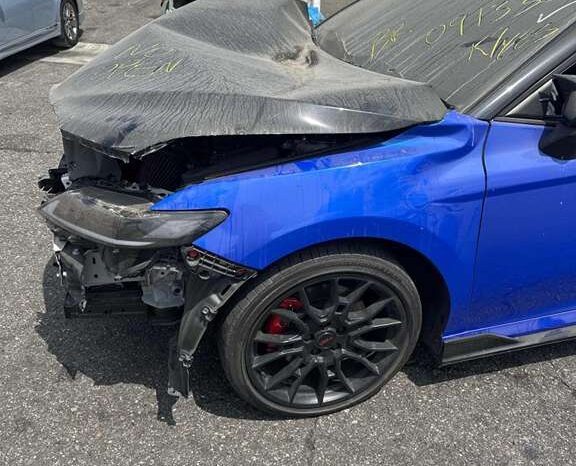 
								Salvaged Cars 2024 Toyota Camry full									