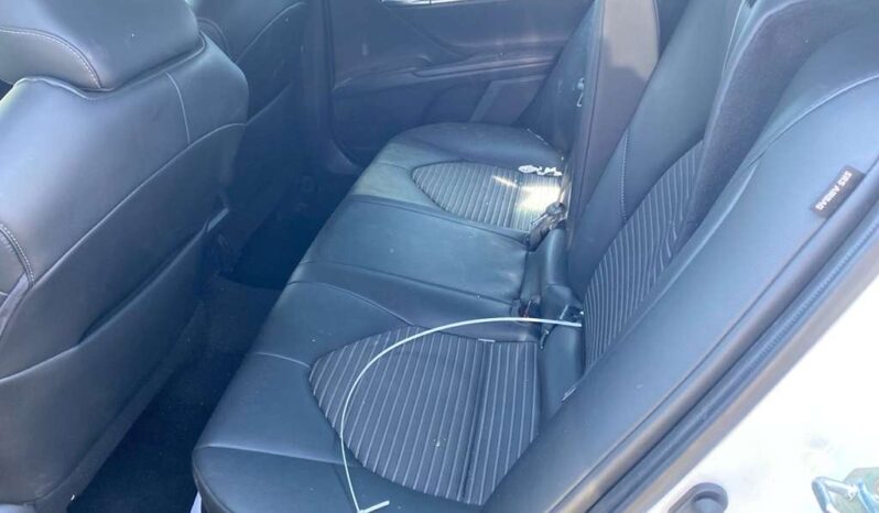 
								Salvaged Cars 2022 Toyota Camry full									