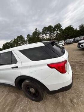 Salvaged Cars 2023 Ford Explorer