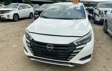 Salvaged Cars 2025 Nissan VersaNissan