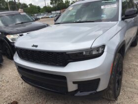 Salvaged Cars 2024 Jeep Grand Cherokee LJeep